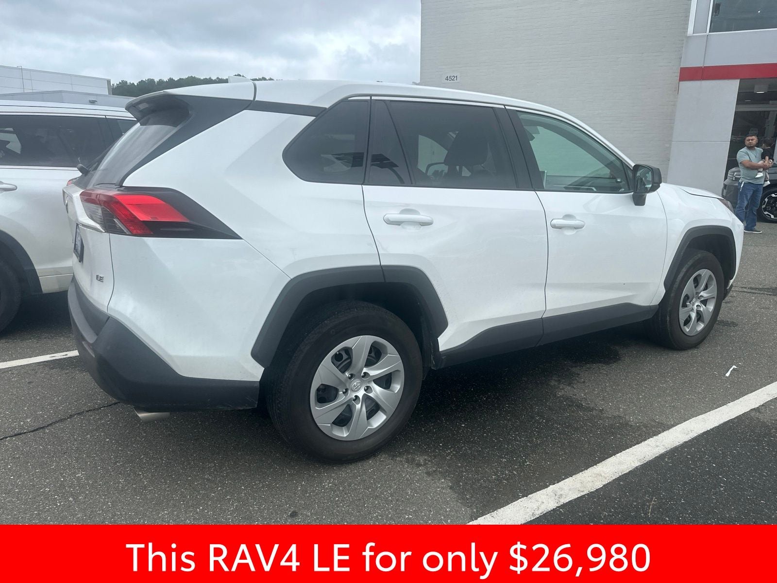 2023 Toyota RAV4 LE