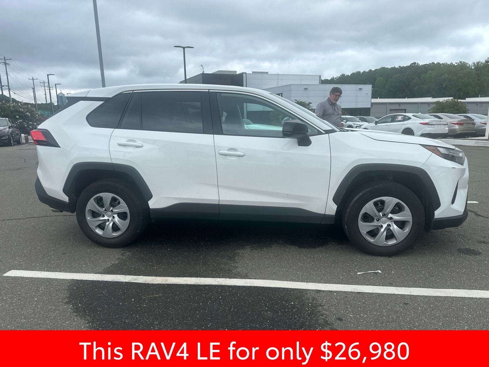 2023 Toyota RAV4 LE