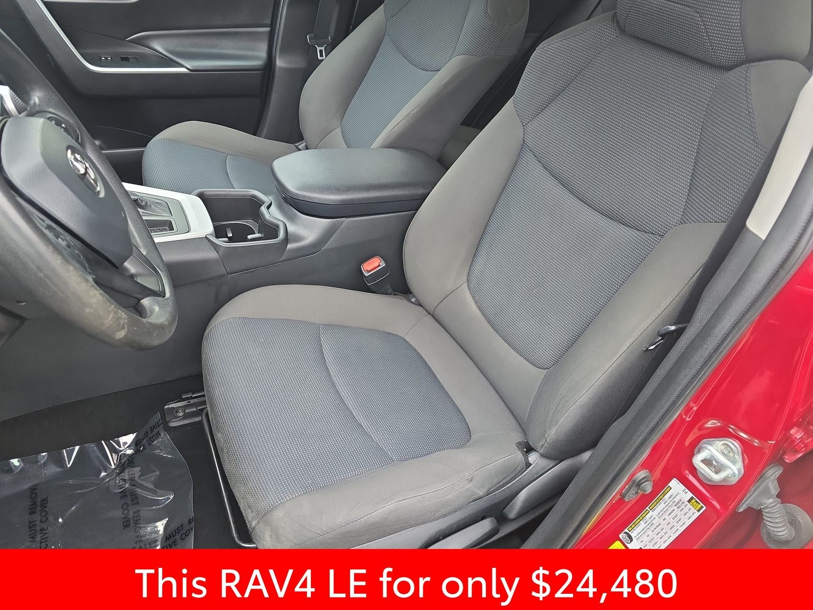 2022 Toyota RAV4 LE