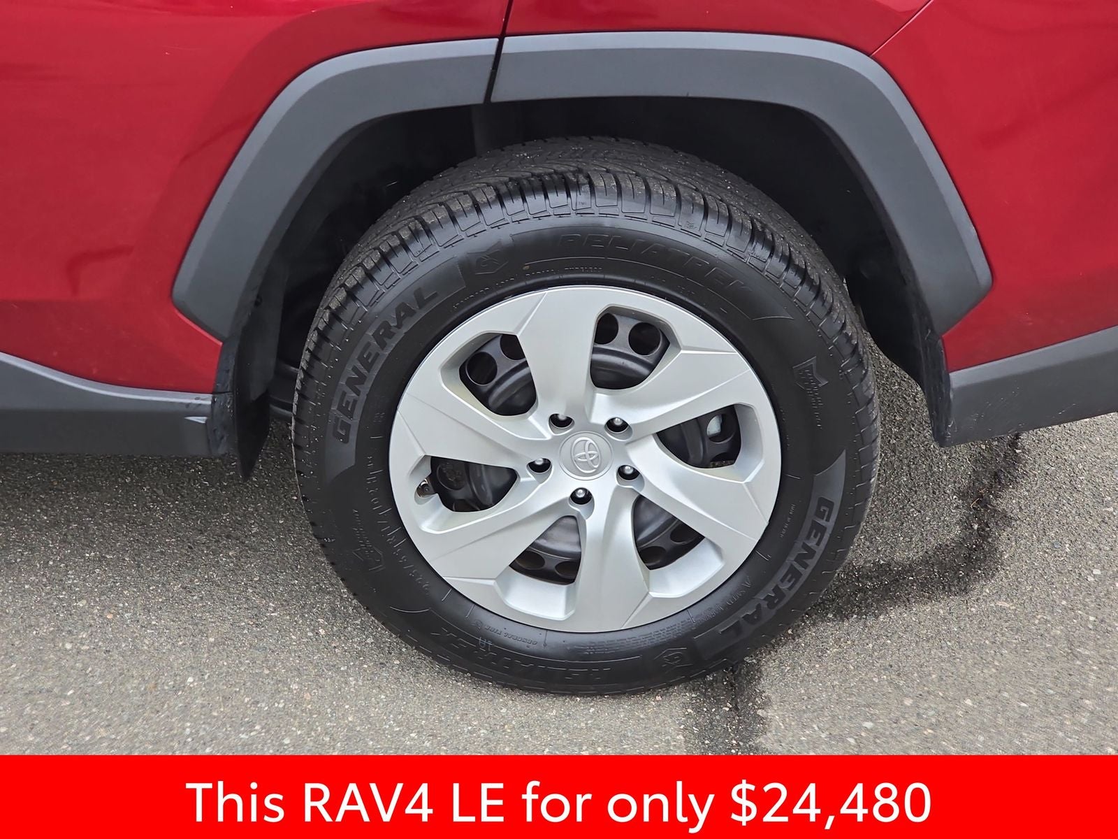 2022 Toyota RAV4 LE
