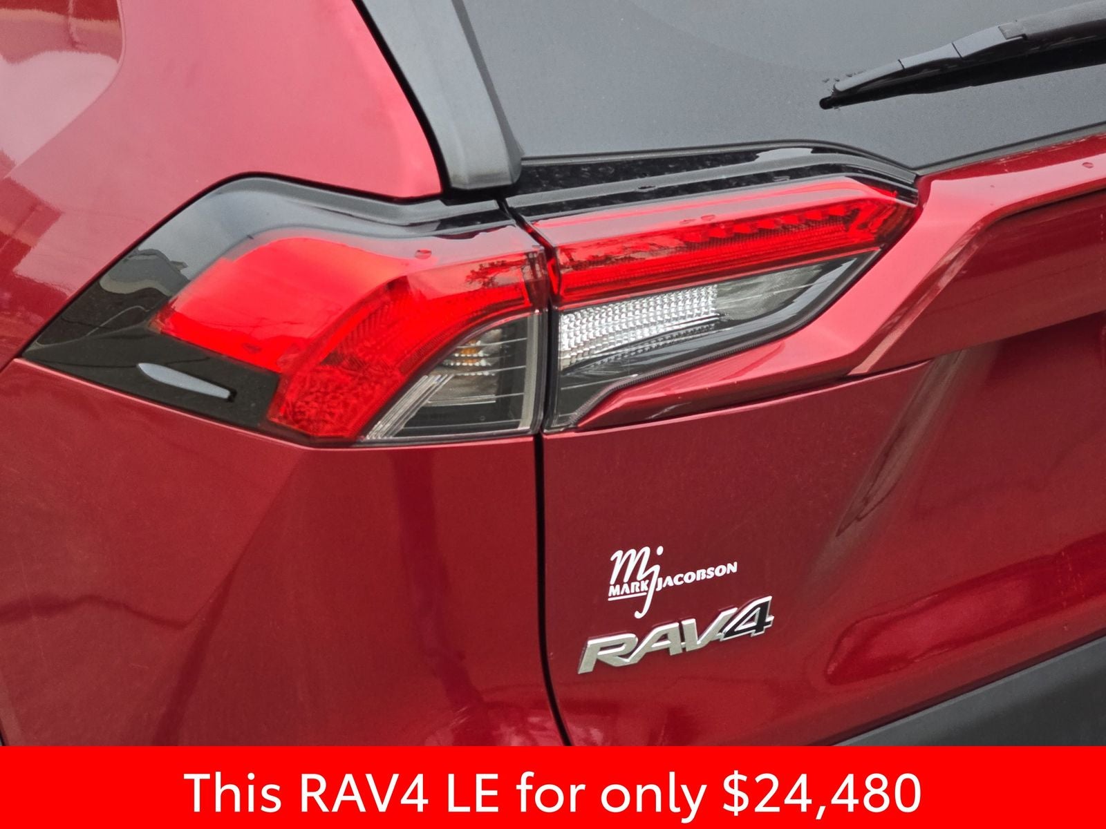 2022 Toyota RAV4 LE