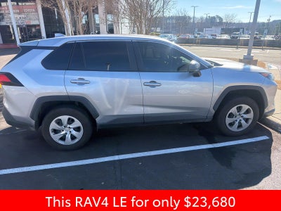 2022 Toyota RAV4 LE