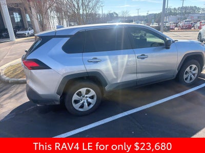 2022 Toyota RAV4 LE