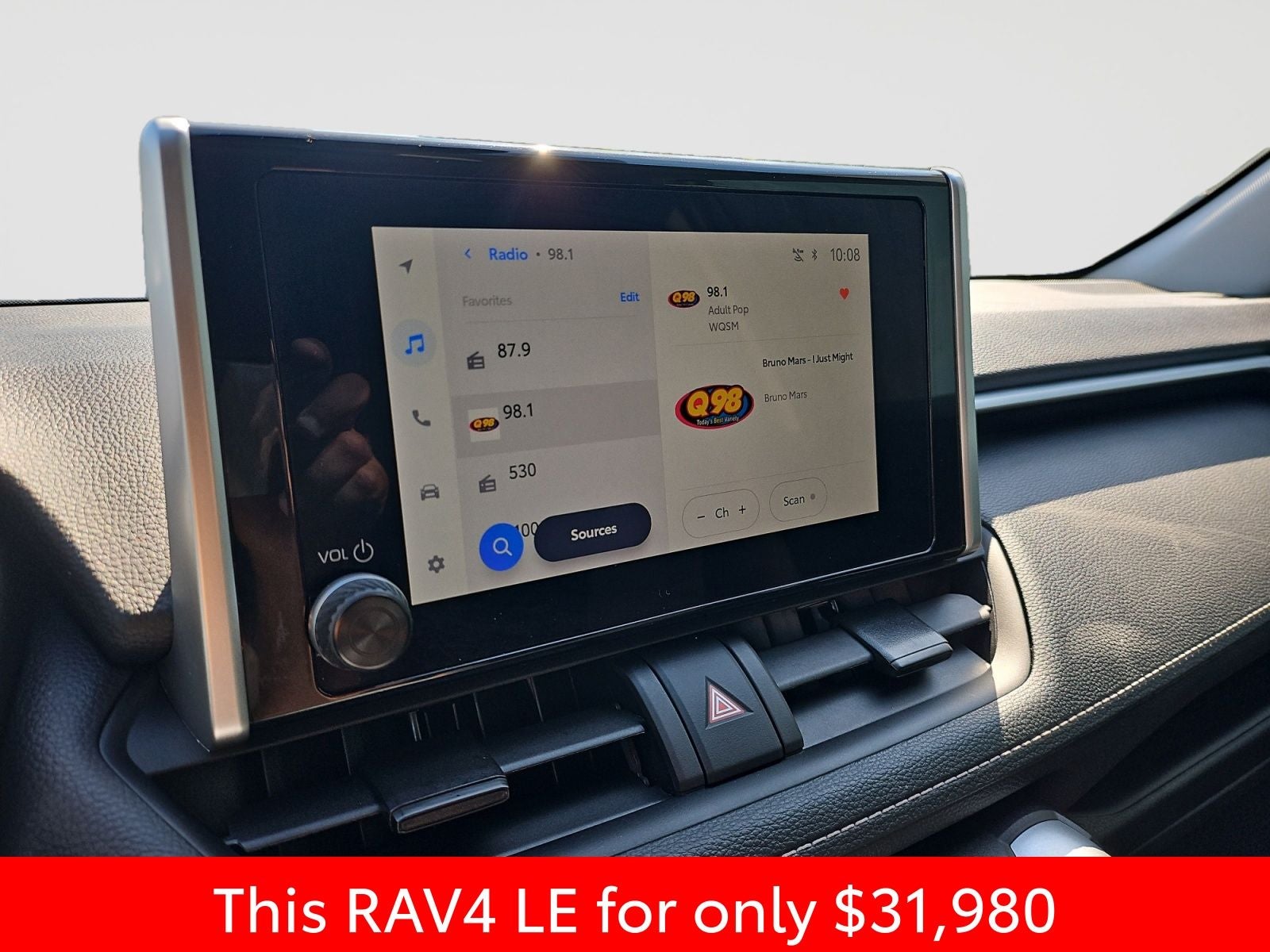 2025 Toyota RAV4 LE