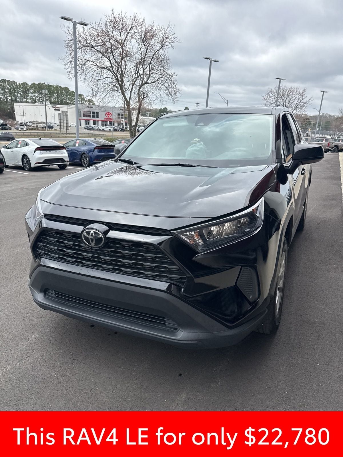 2022 Toyota RAV4 LE