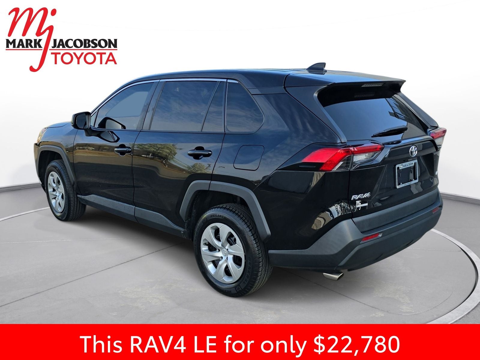 2022 Toyota RAV4 LE