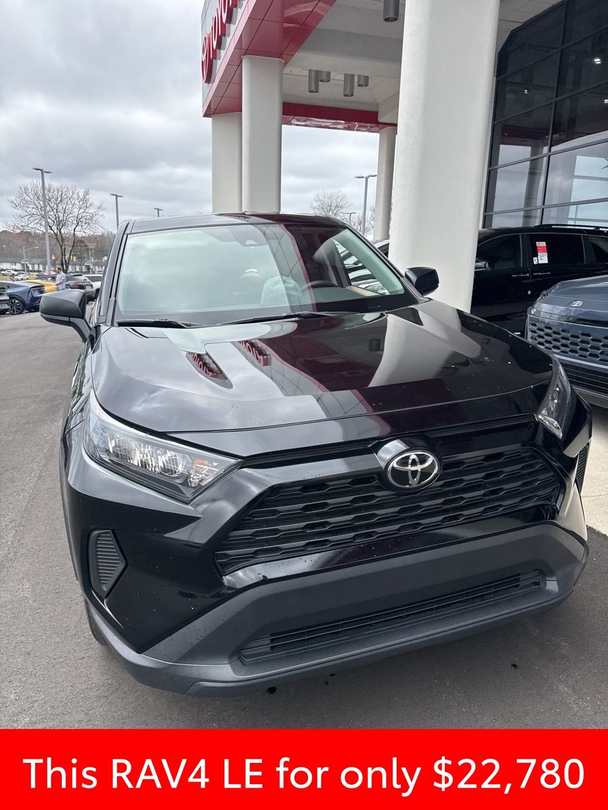 2022 Toyota RAV4 LE