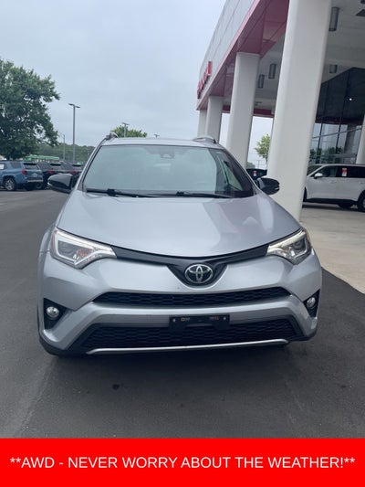 2017 Toyota RAV4 SE