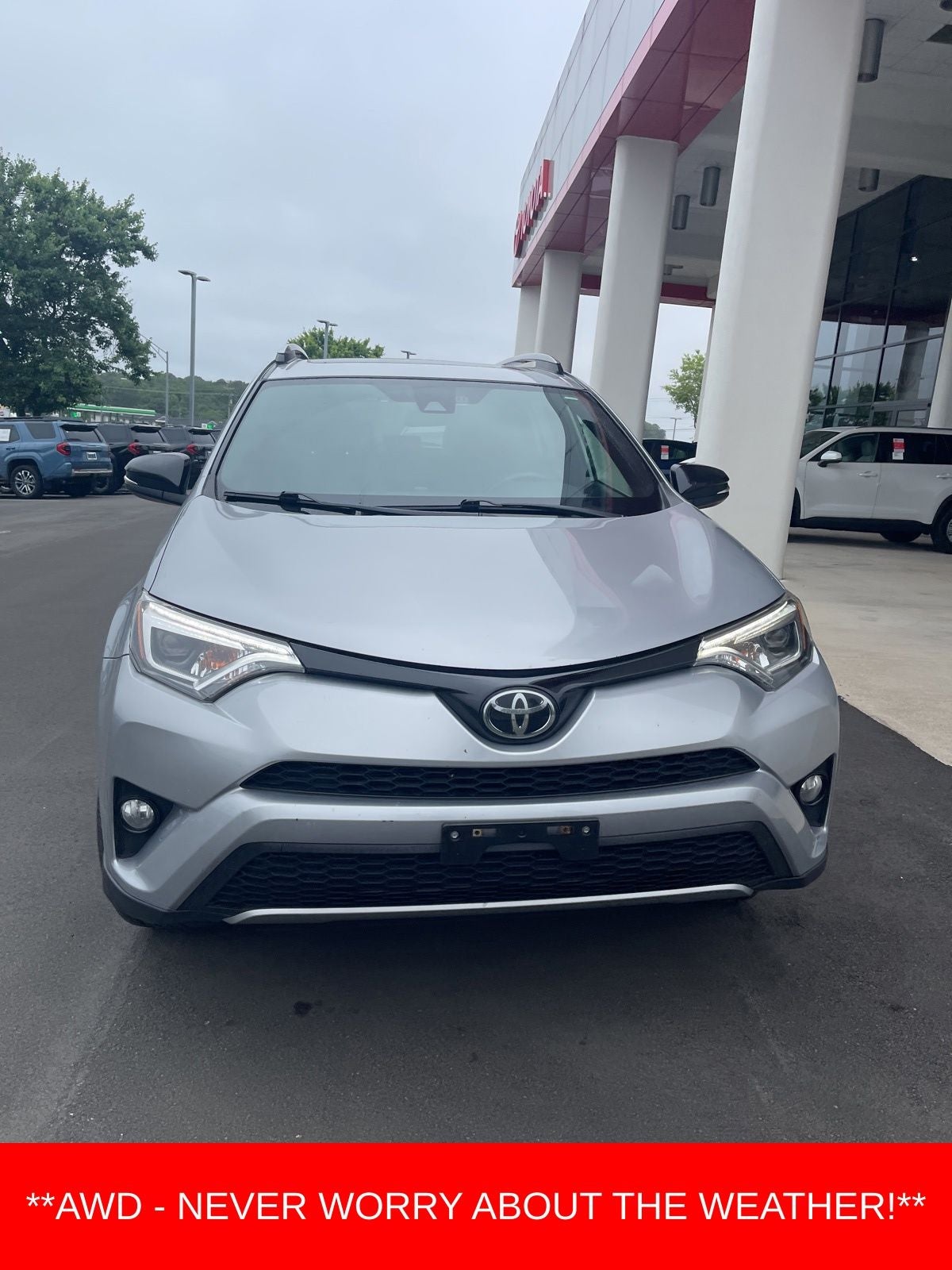 2017 Toyota RAV4 SE