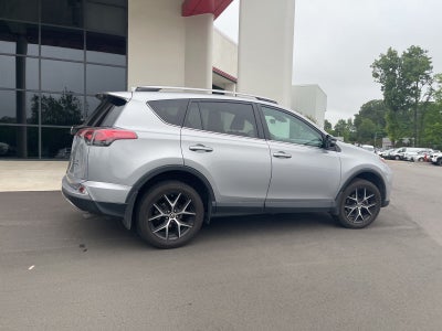 2017 Toyota RAV4 SE