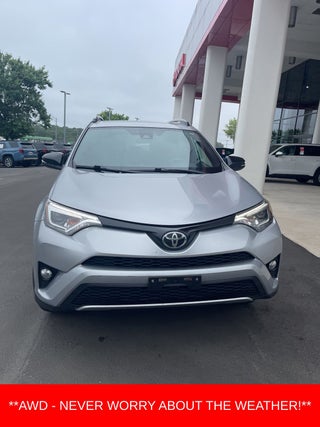 2017 Toyota RAV4 SE