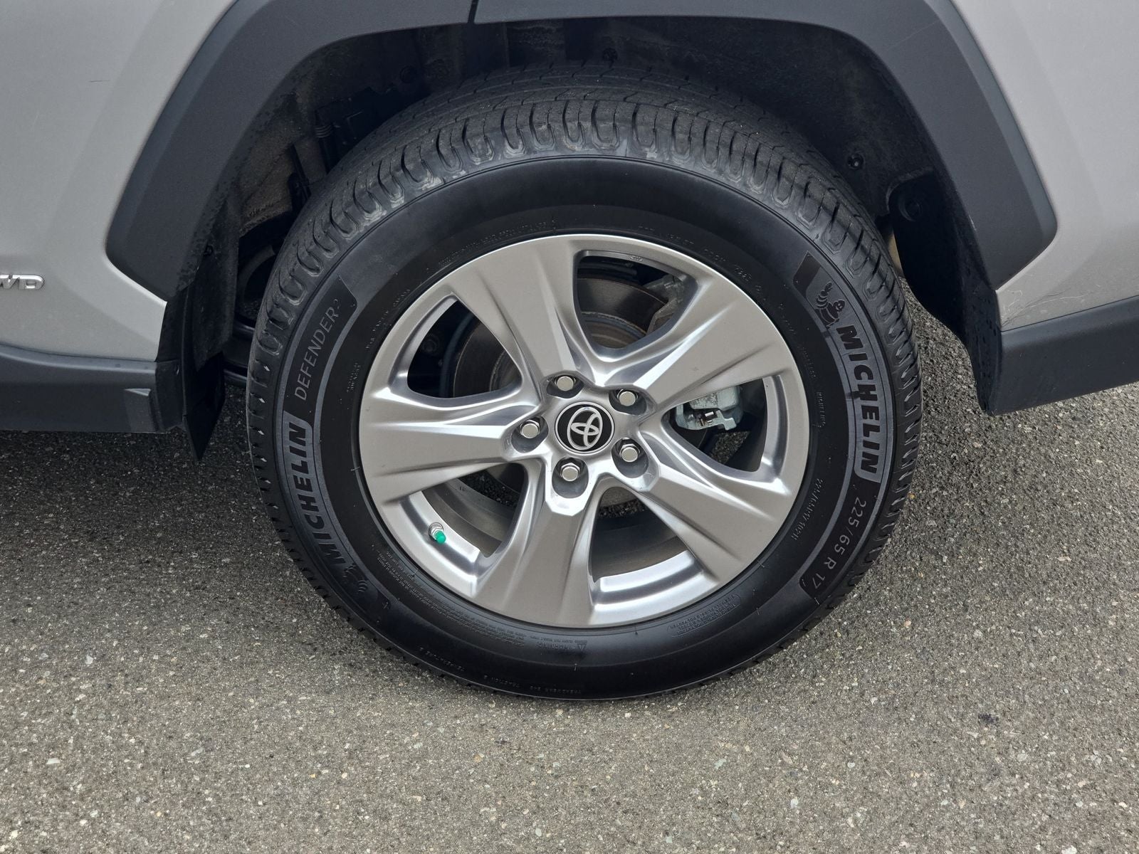 2023 Toyota RAV4 Hybrid LE