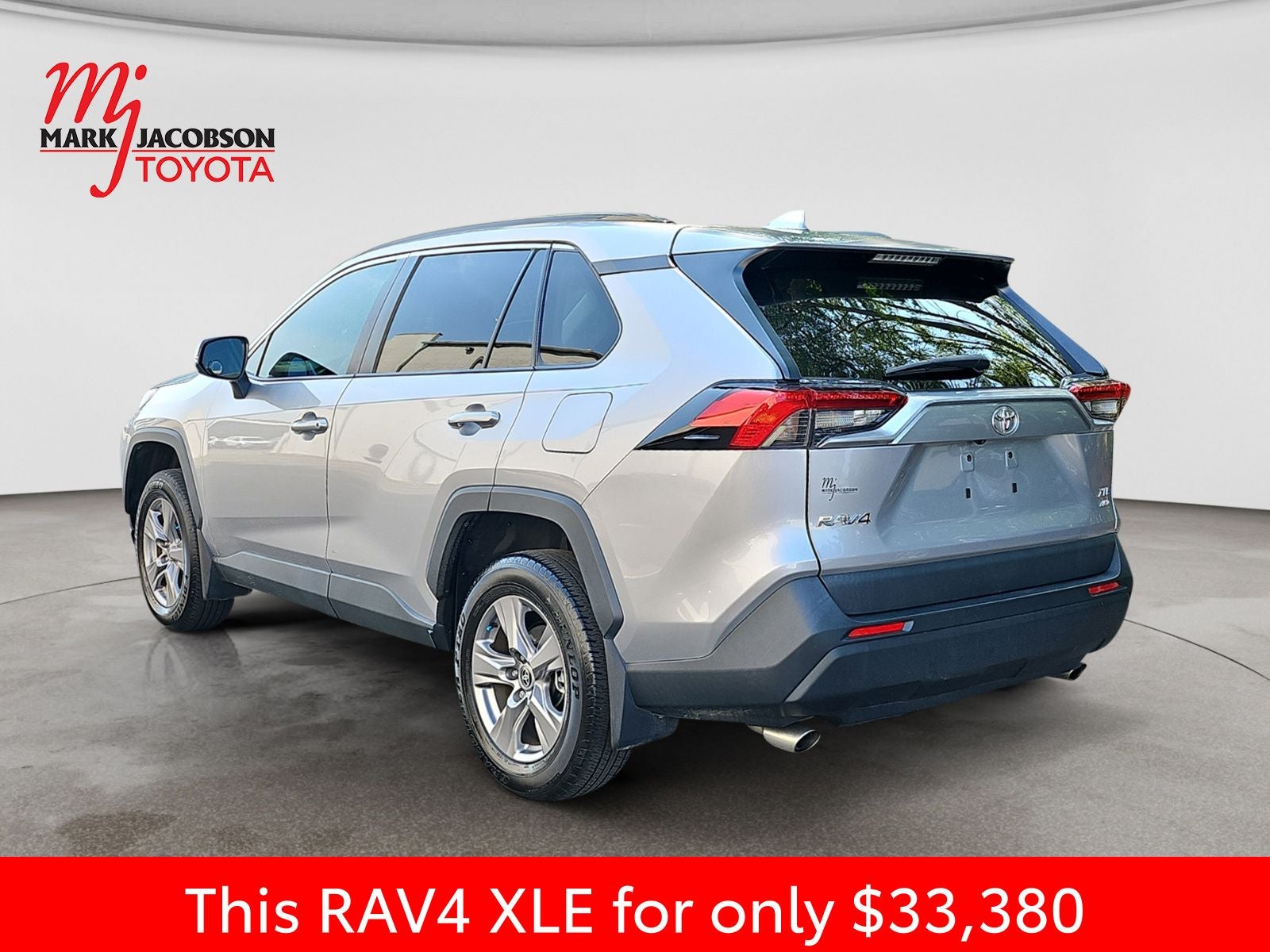 2023 Toyota RAV4 XLE