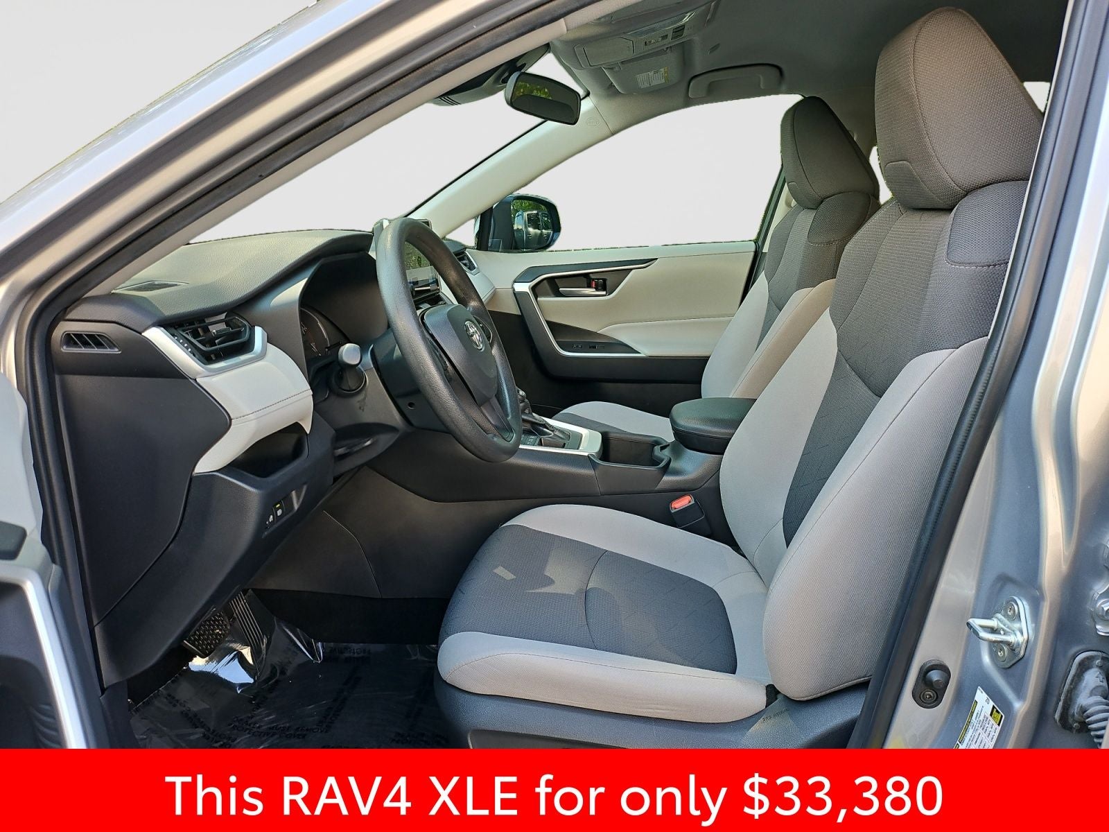 2023 Toyota RAV4 XLE