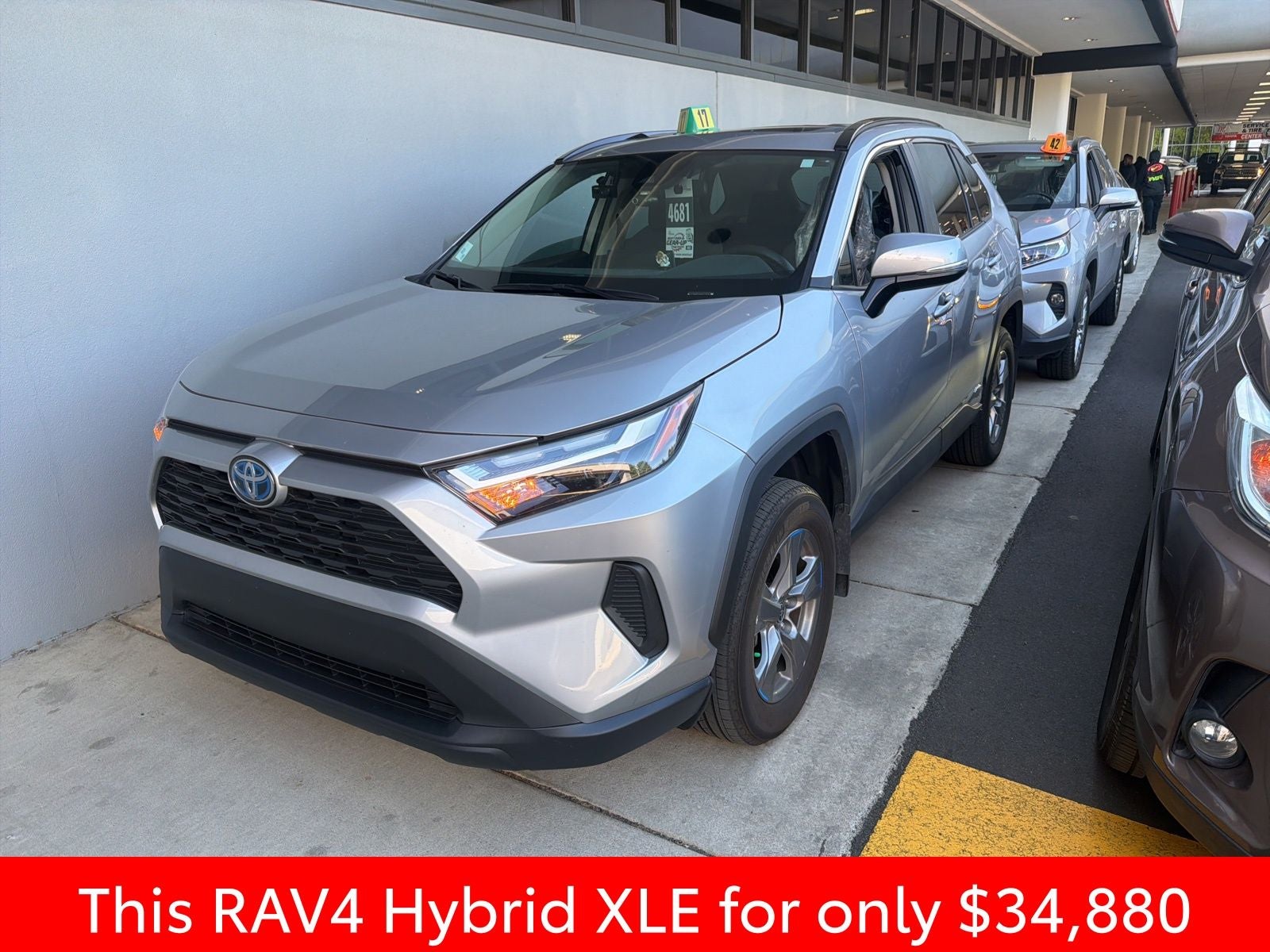 2024 Toyota RAV4 Hybrid XLE