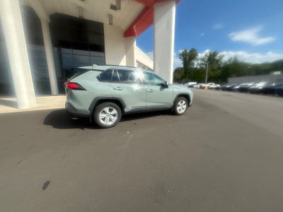 2020 Toyota RAV4 Hybrid XLE