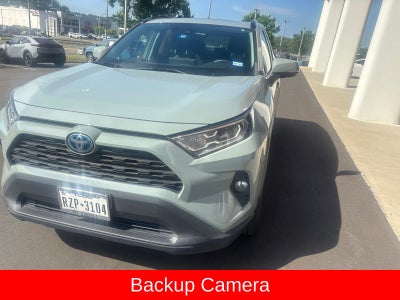 2020 Toyota RAV4 Hybrid XLE