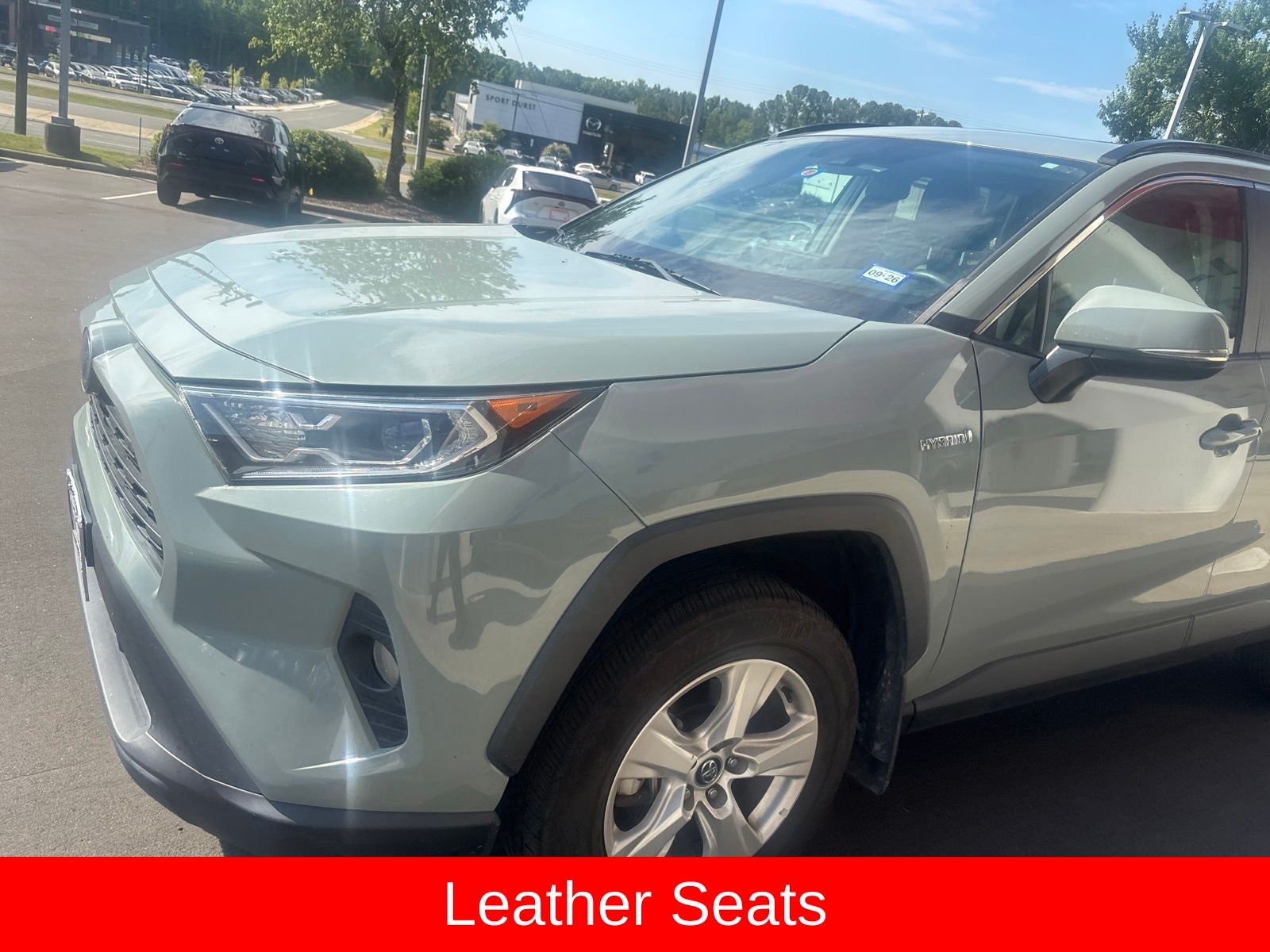 2020 Toyota RAV4 Hybrid XLE