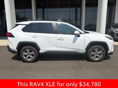 2025 Toyota RAV4 XLE