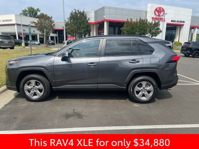2025 Toyota RAV4 XLE