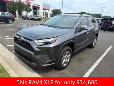 2025 Toyota RAV4 XLE