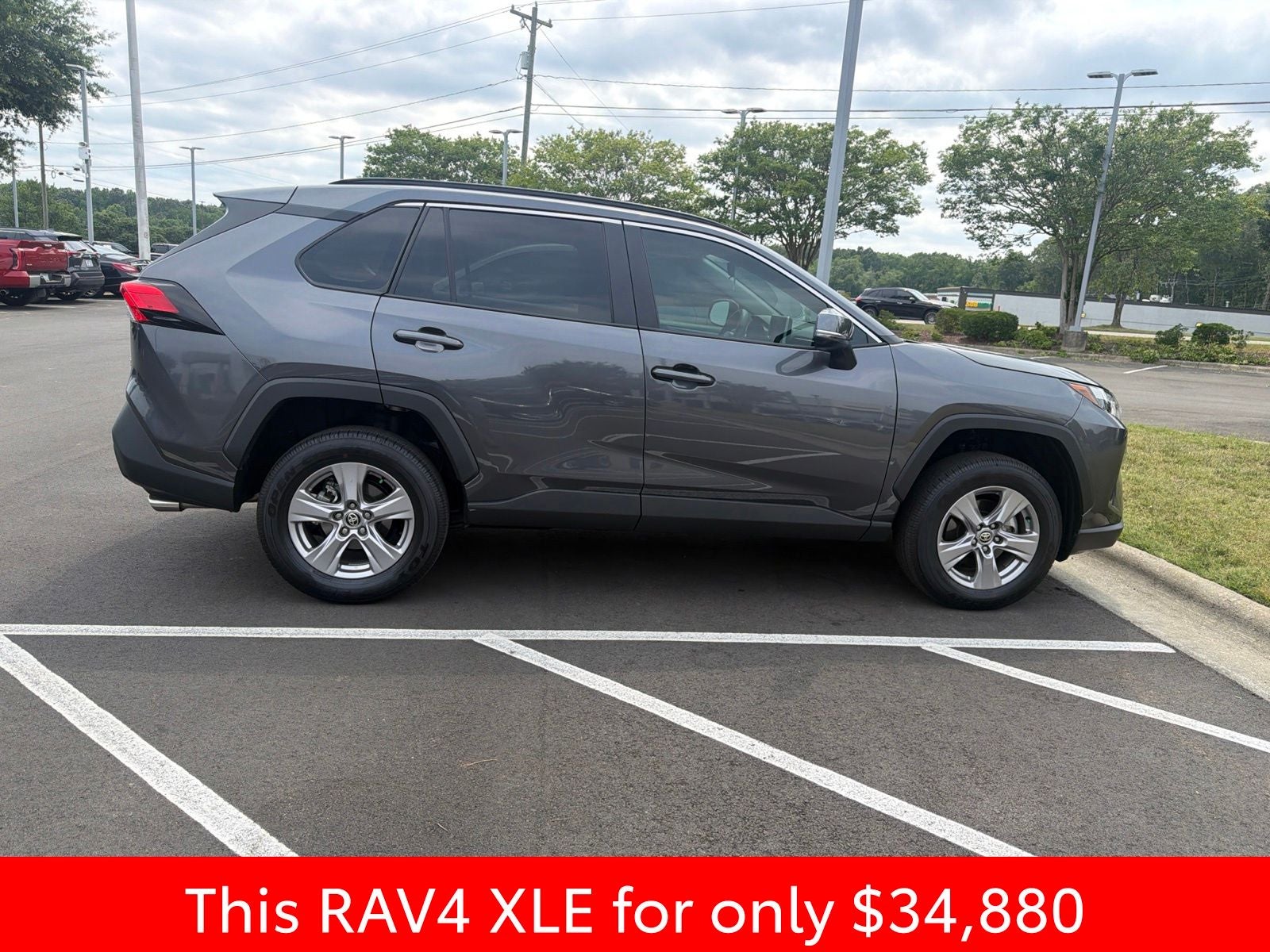 2025 Toyota RAV4 XLE