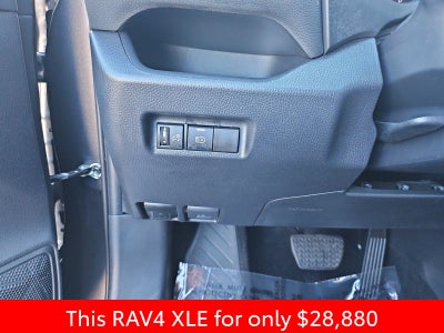 2024 Toyota RAV4 XLE