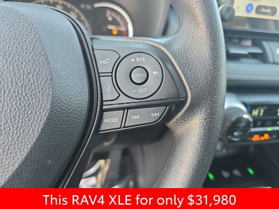 2025 Toyota RAV4 XLE