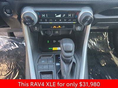 2025 Toyota RAV4 XLE
