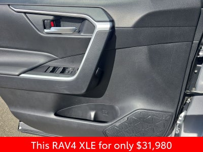 2025 Toyota RAV4 XLE