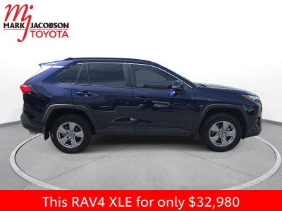 2025 Toyota RAV4 XLE