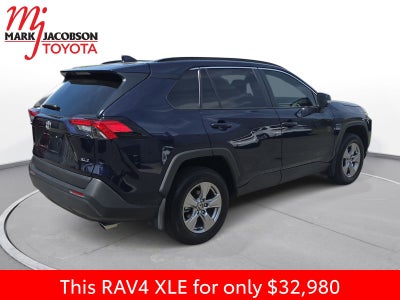 2025 Toyota RAV4 XLE