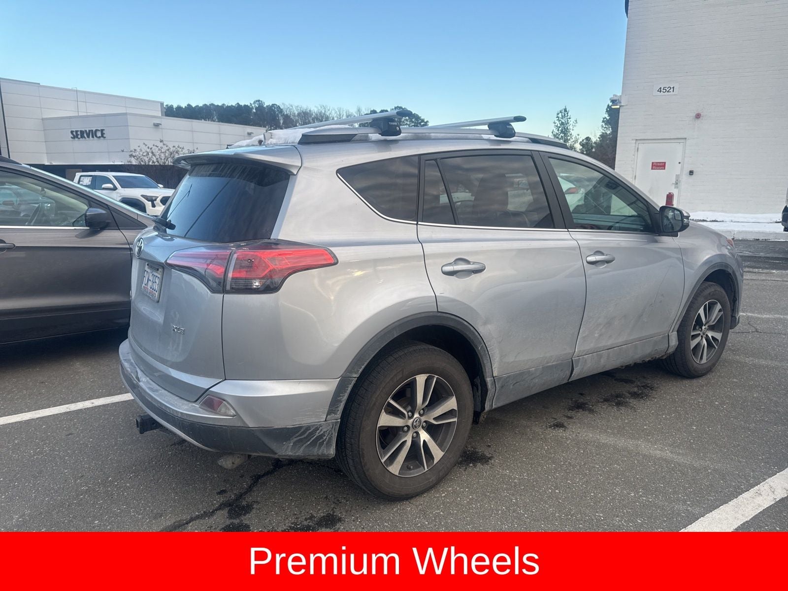 2017 Toyota RAV4 XLE