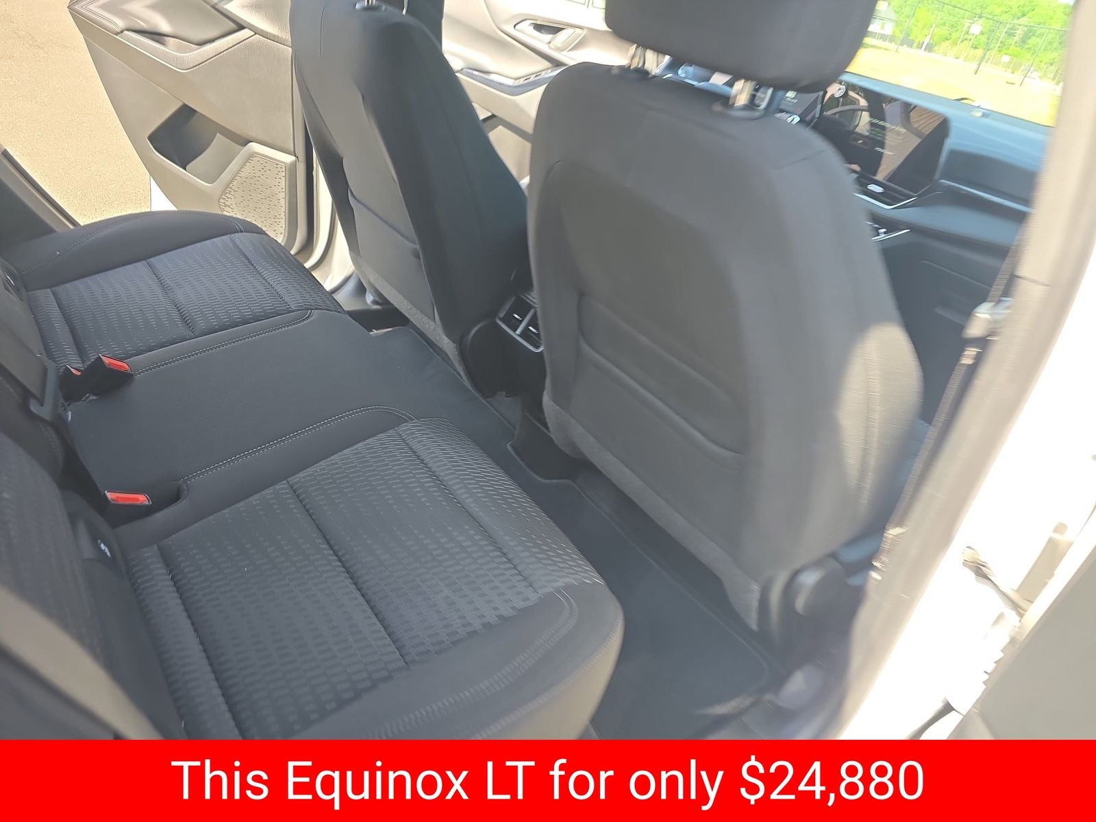 2025 Chevrolet Equinox LT - Photo 17