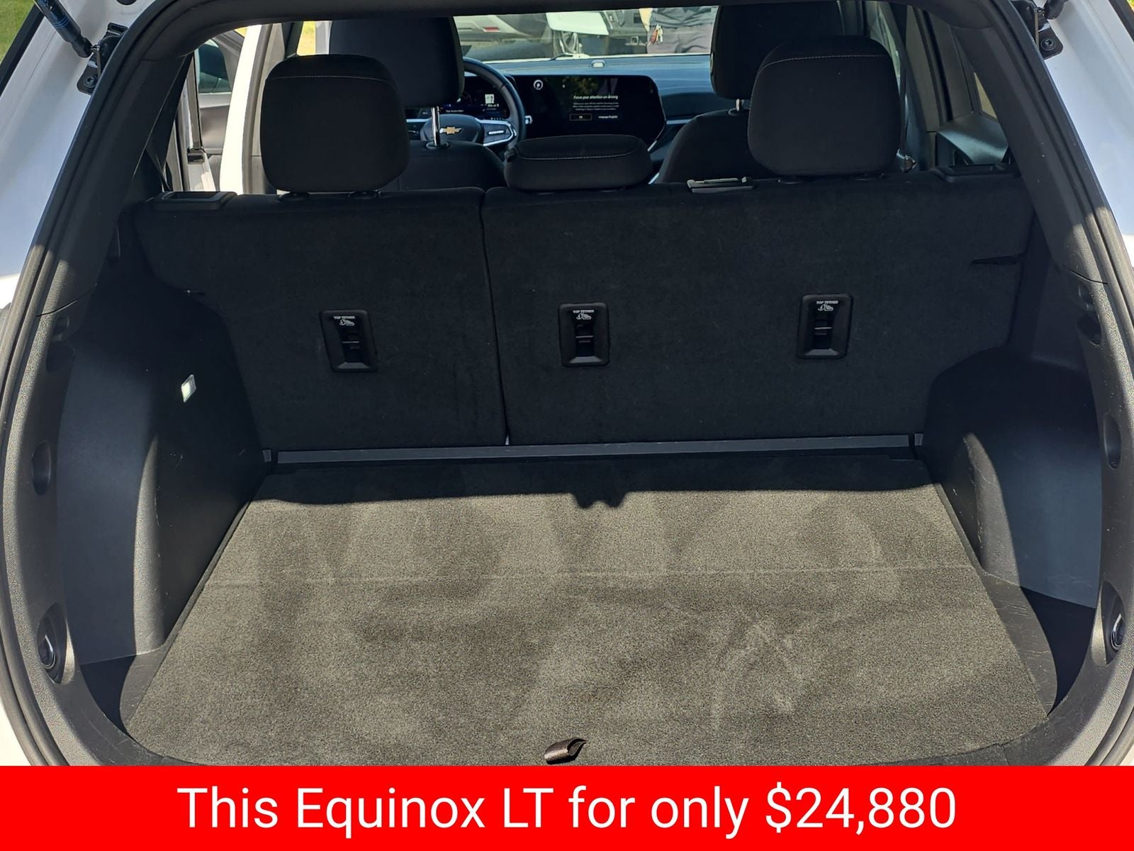 2025 Chevrolet Equinox LT - Photo 18