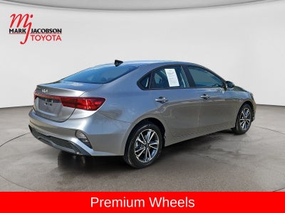 2022 Kia Forte LXS