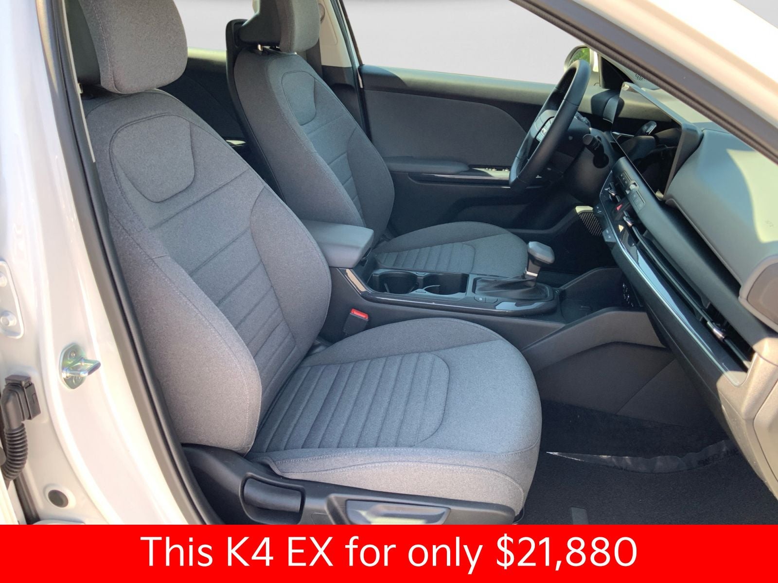 2025 Kia K4 EX