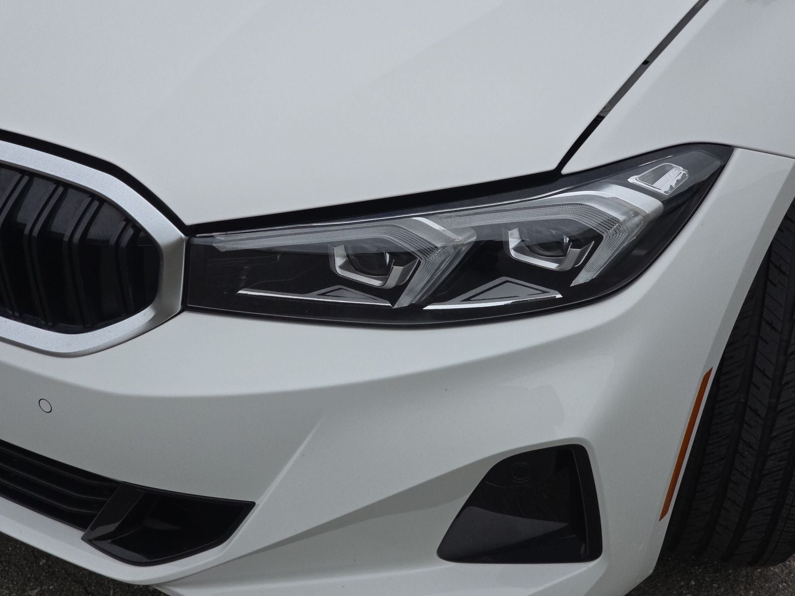 2023 BMW 3 Series 330i xDrive