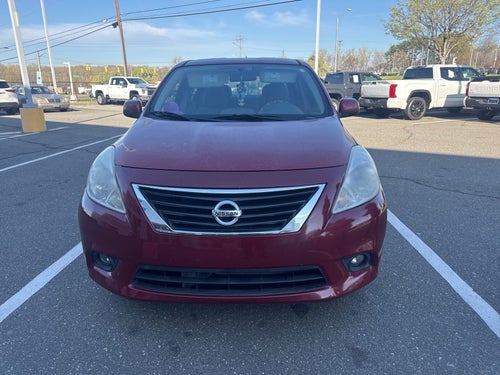 2014 Nissan Versa 1.6 SV