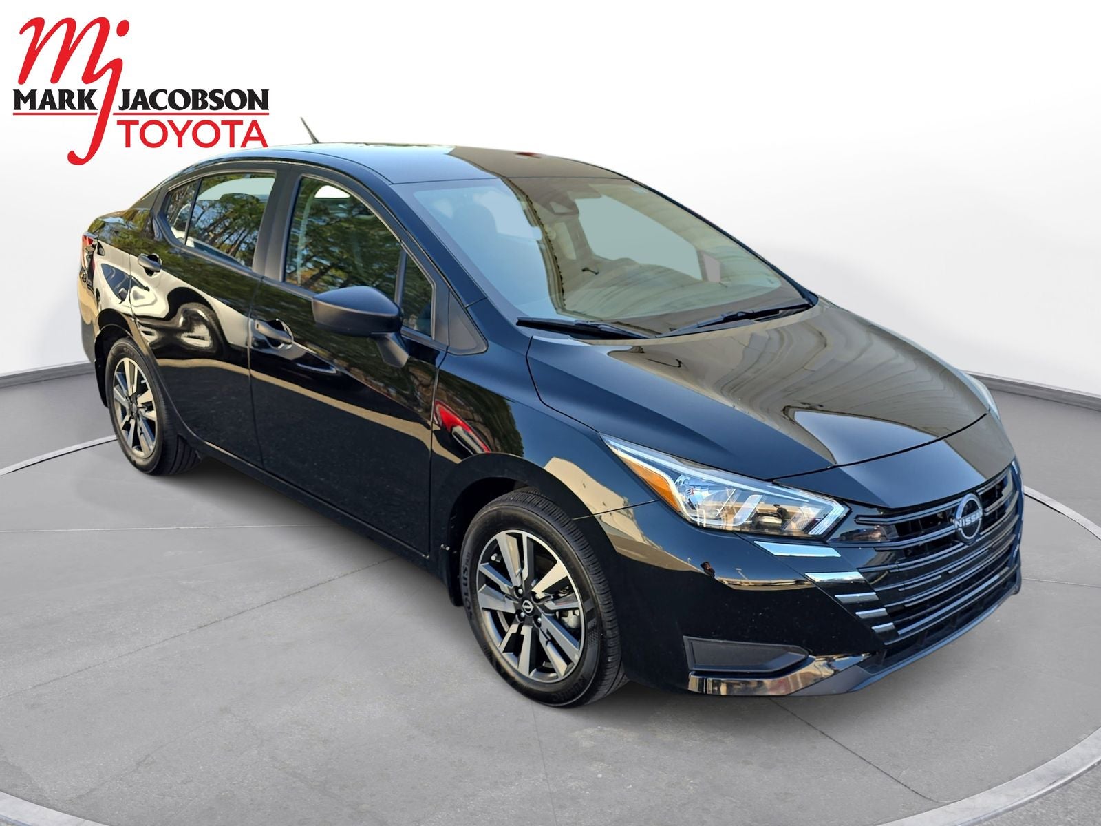 2024 Nissan Versa 1.6 S