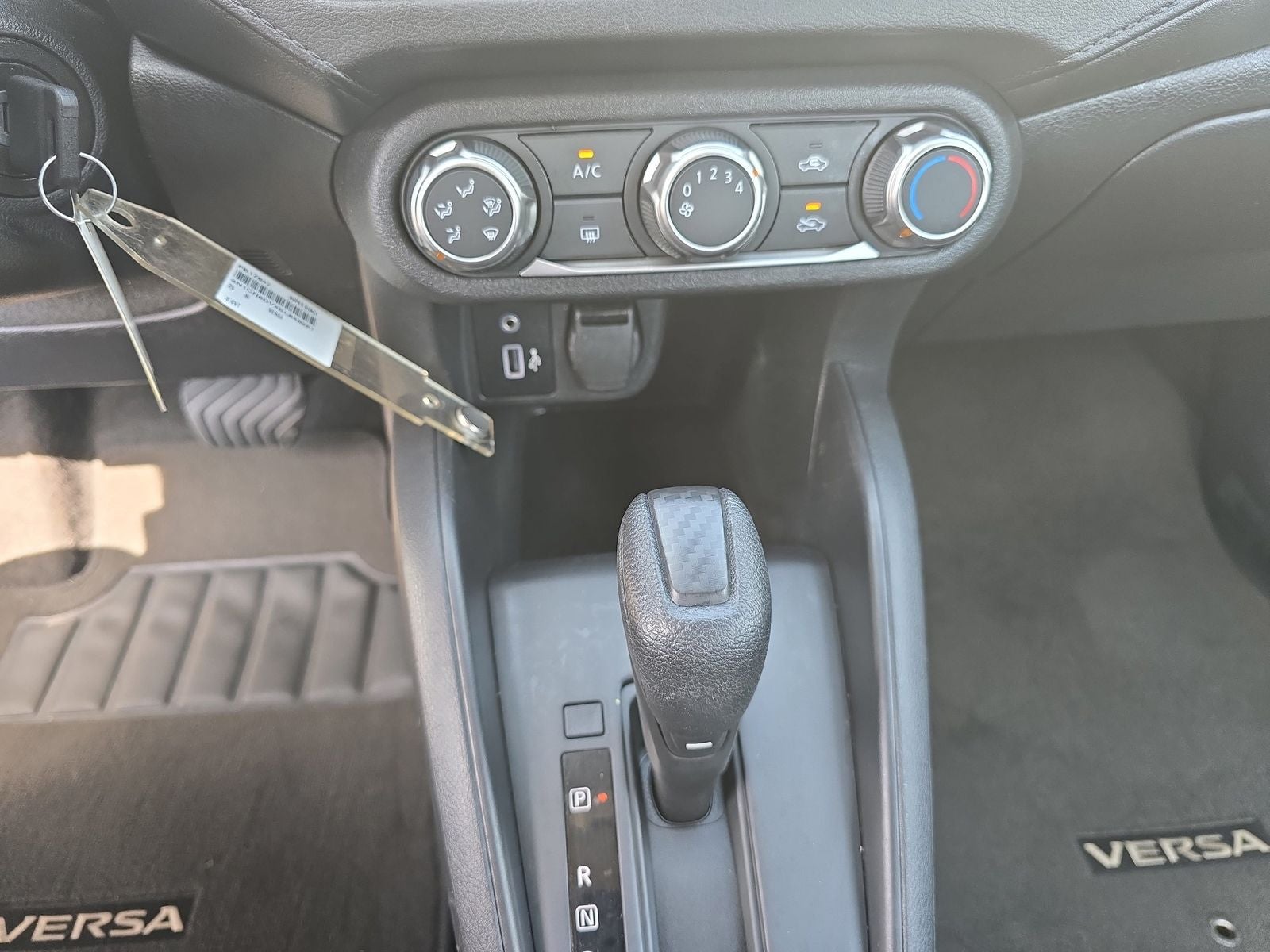 2025 Nissan Versa 1.6 S