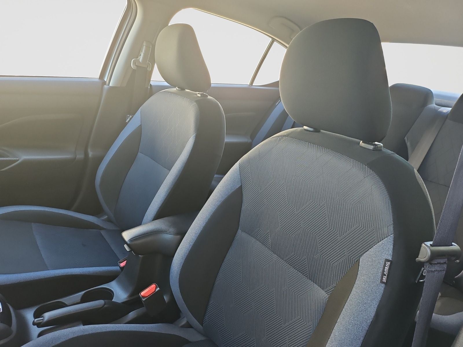 2025 Nissan Versa Sedan SV - Photo 17