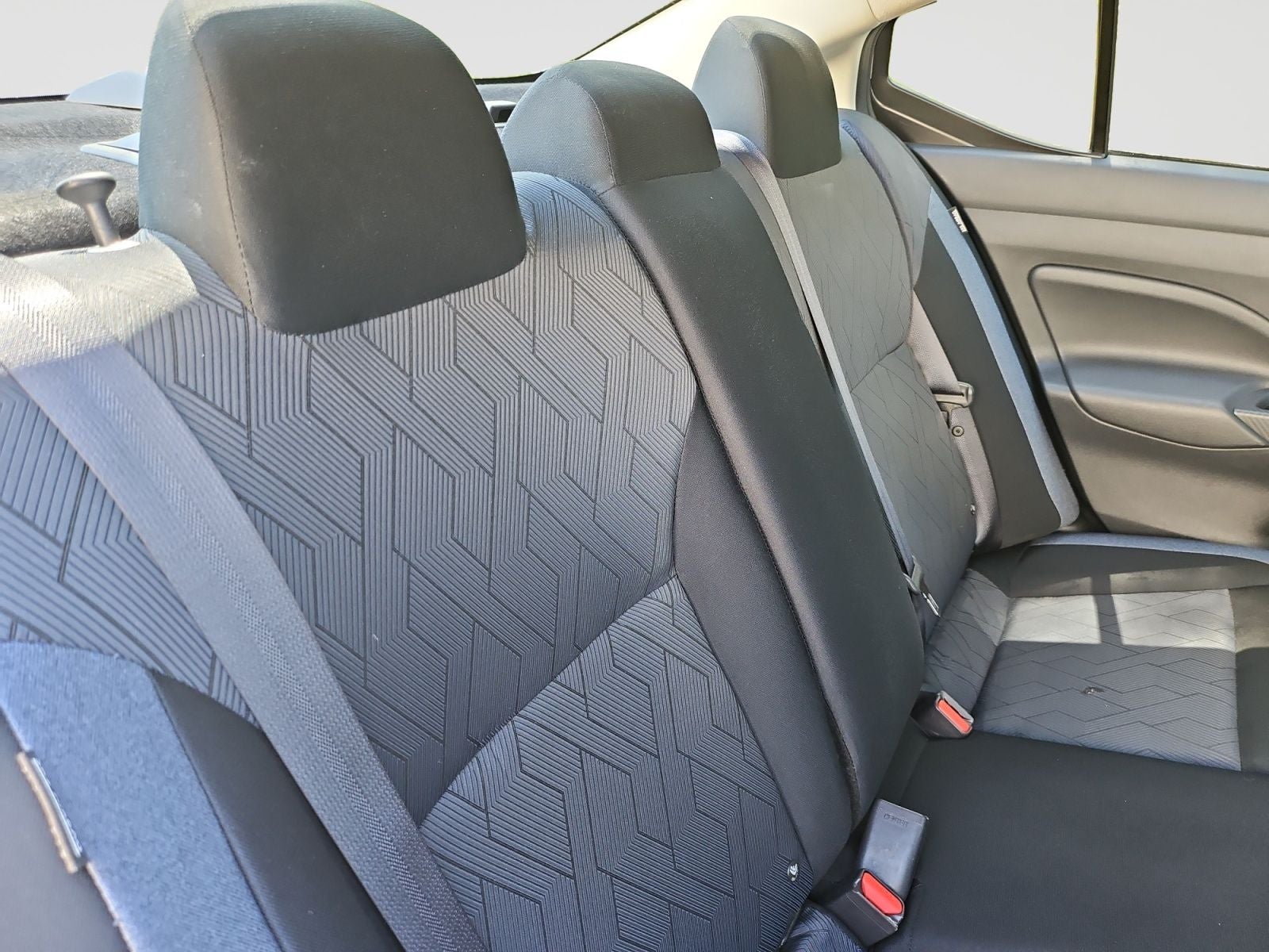 2025 Nissan Versa Sedan SV - Photo 39