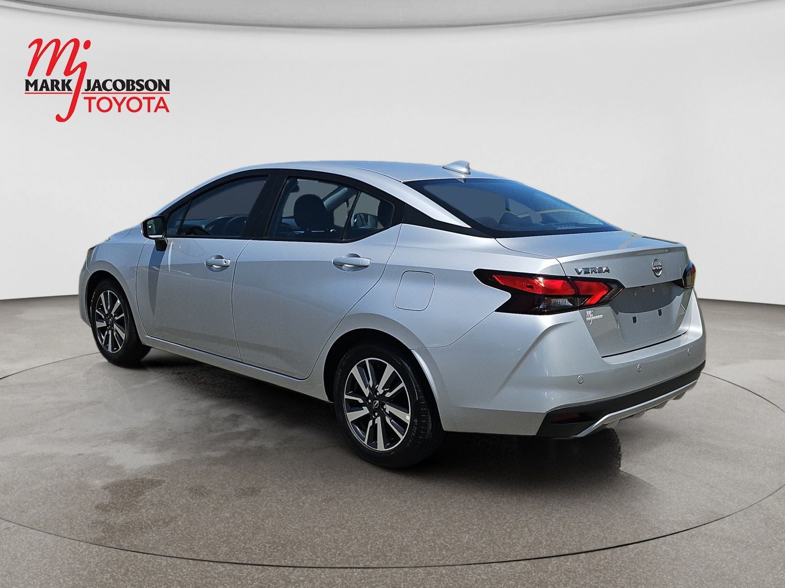2025 Nissan Versa Sedan SV - Photo 8