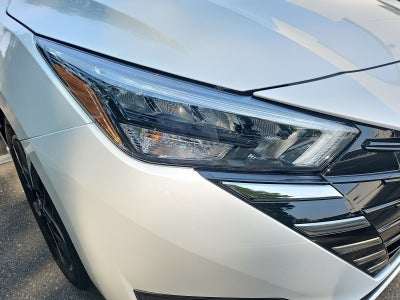 2025 Nissan Versa 1.6 SR