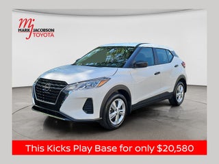 2025 Nissan Kicks Play S