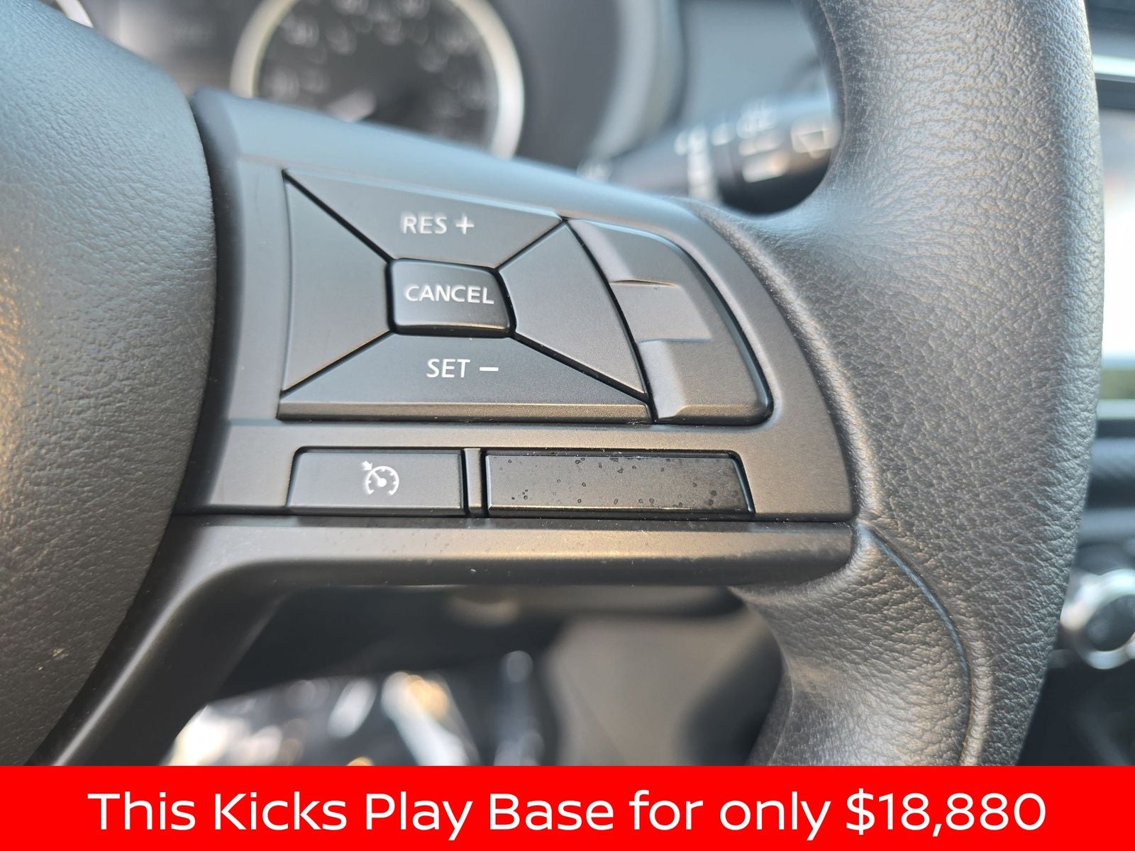 2025 Nissan Kicks Play S