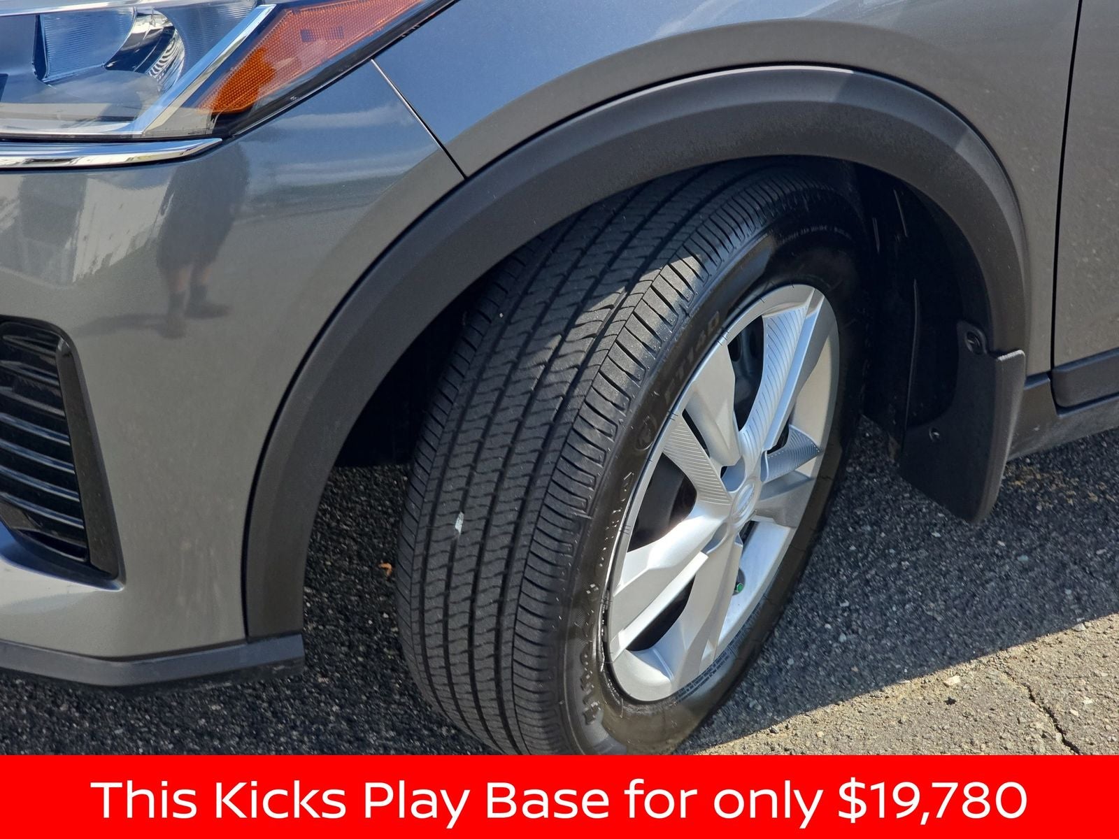 2025 Nissan Kicks Play S