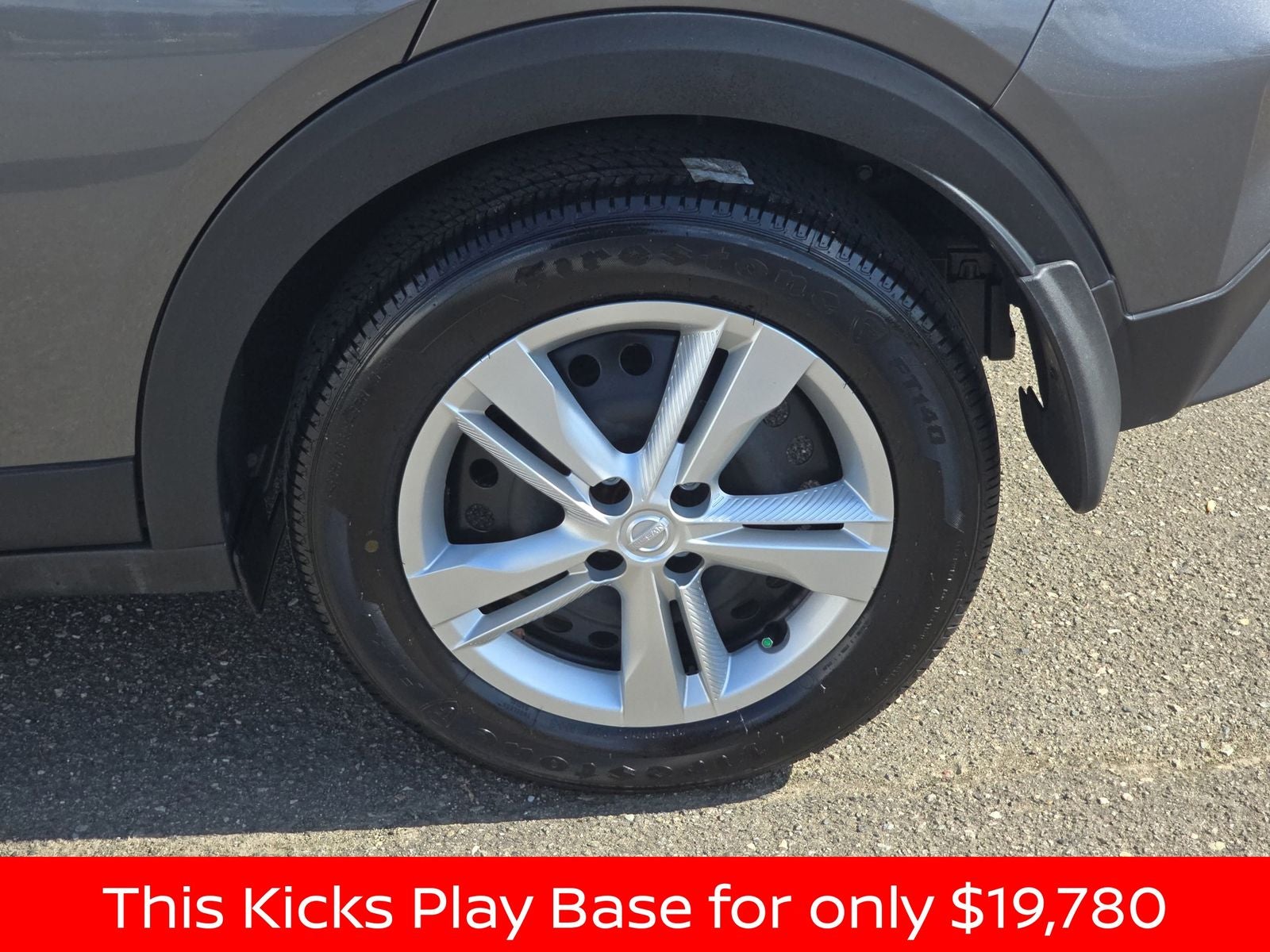 2025 Nissan Kicks Play S