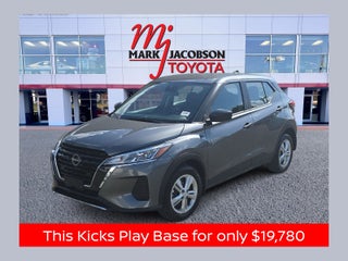2025 Nissan Kicks Play S